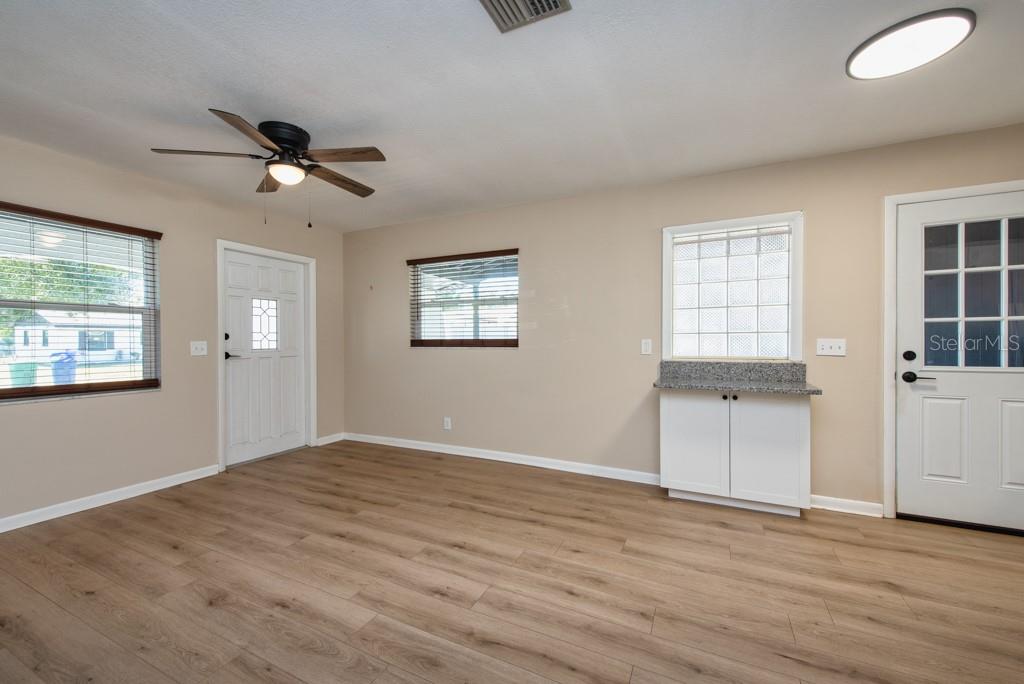 GANDY GARDENS 10 - Residential