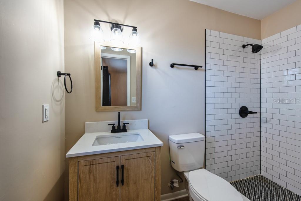 GANDY GARDENS 10 - Residential