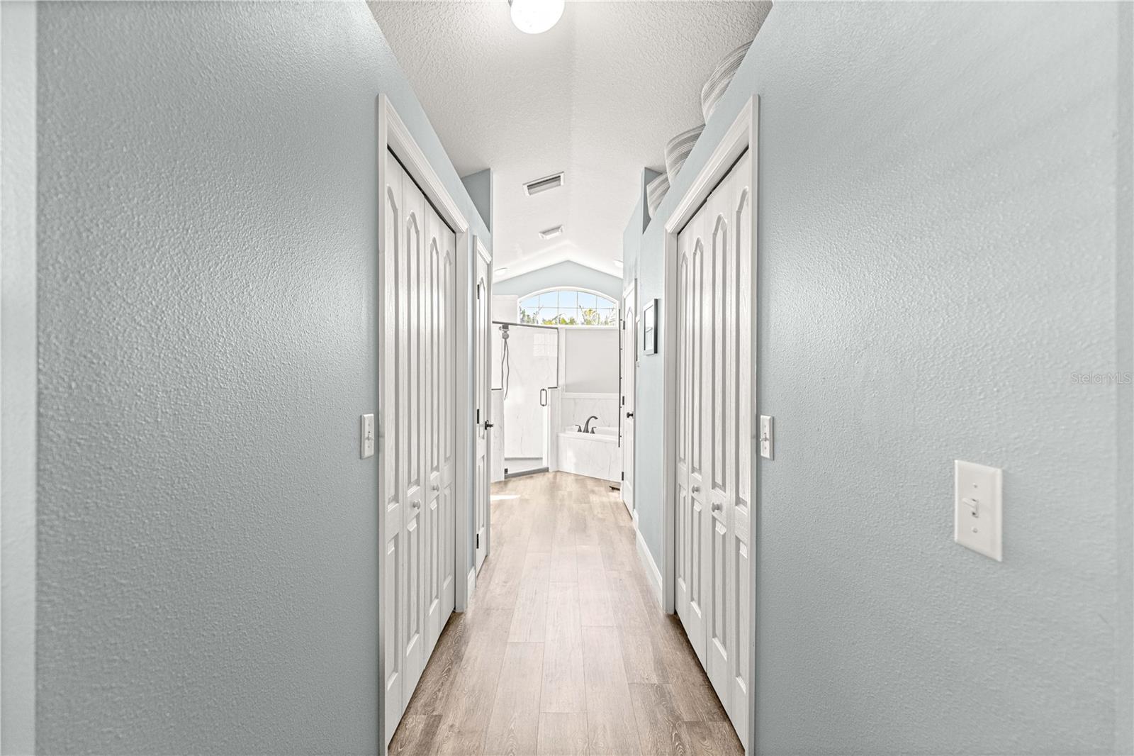 FAIRWAYS/ROLLING HILLS 1ST ADD - Residential