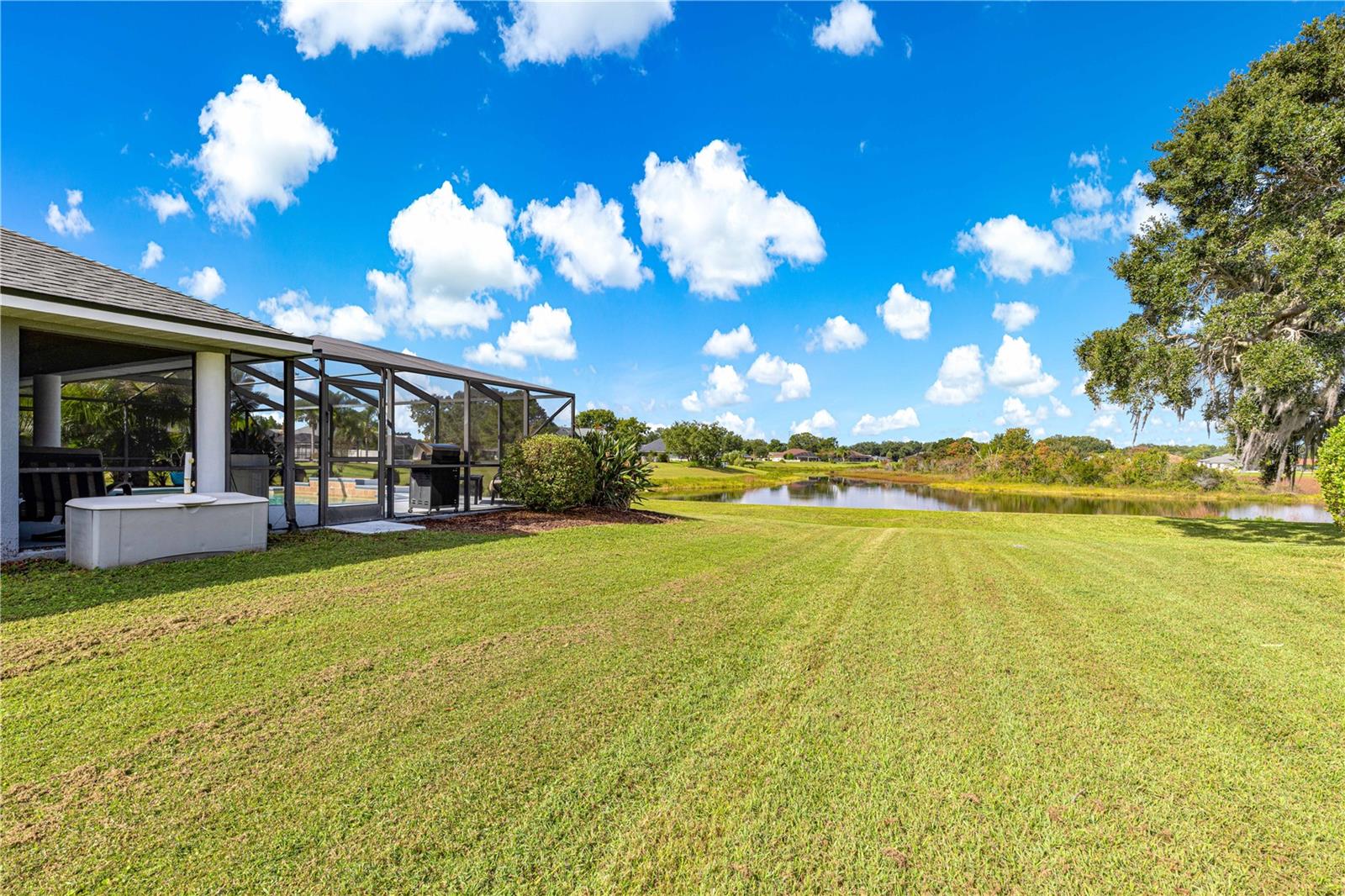 FAIRWAYS/ROLLING HILLS 1ST ADD - Residential