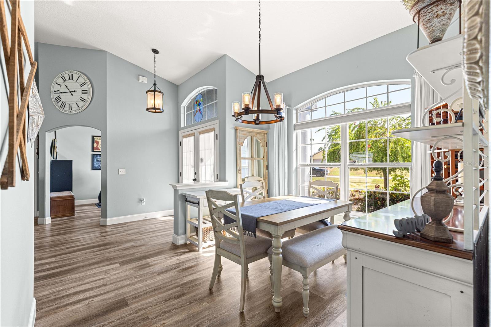 FAIRWAYS/ROLLING HILLS 1ST ADD - Residential