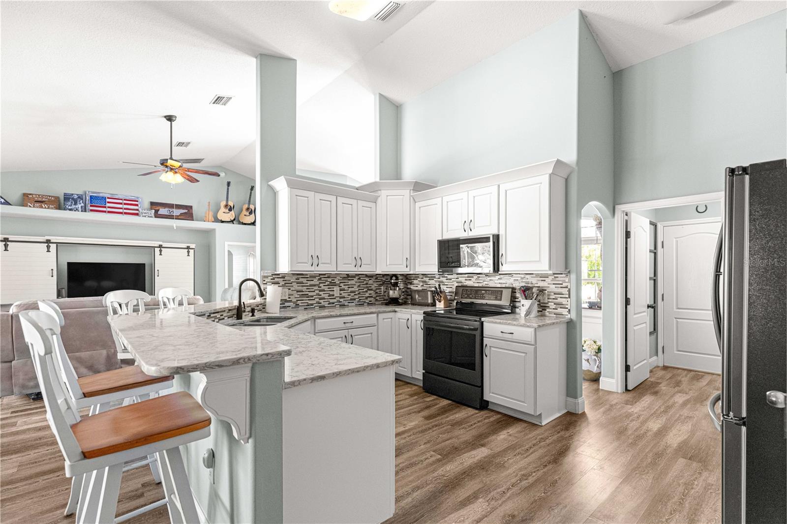 FAIRWAYS/ROLLING HILLS 1ST ADD - Residential