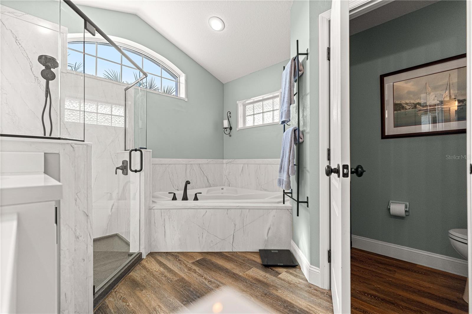 FAIRWAYS/ROLLING HILLS 1ST ADD - Residential