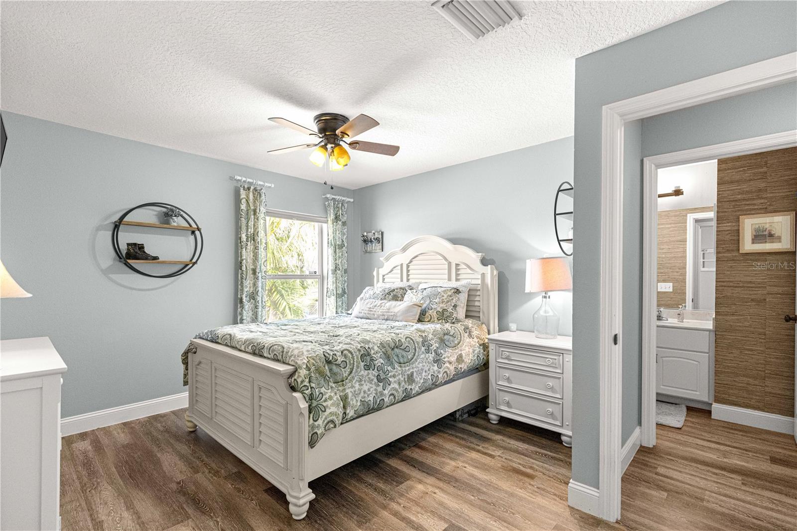 FAIRWAYS/ROLLING HILLS 1ST ADD - Residential