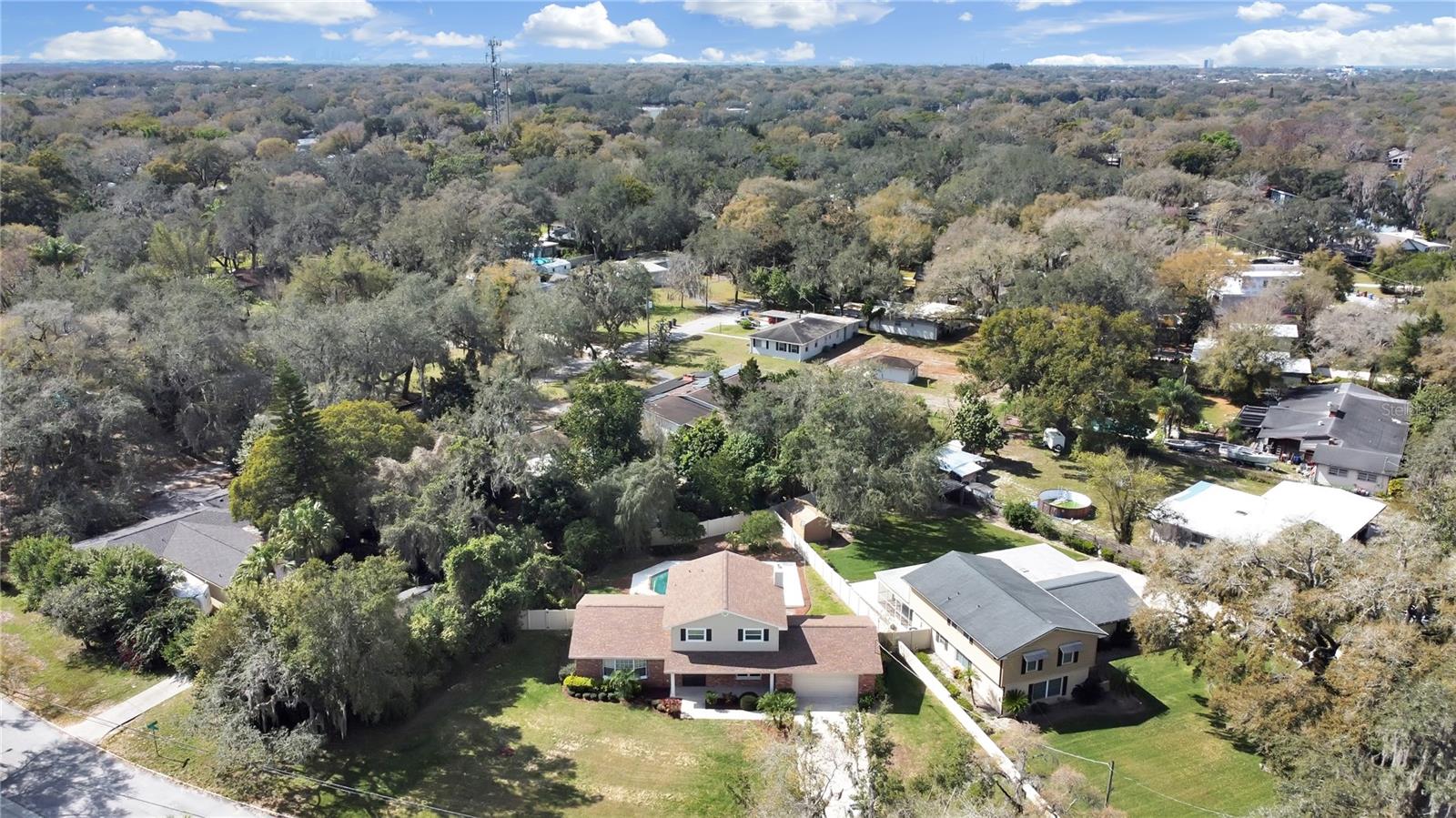 Photo 9 of 41 of 11910 RIVERHILLS DRIVE house