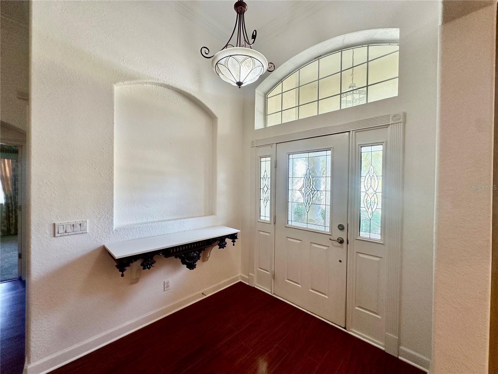 ELOISE COVE - Residential