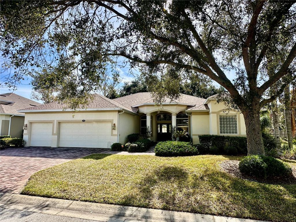 Photo of 1854 Eloise Cove Drive, Winter Haven, FL 33884 (MLS # L4958664)