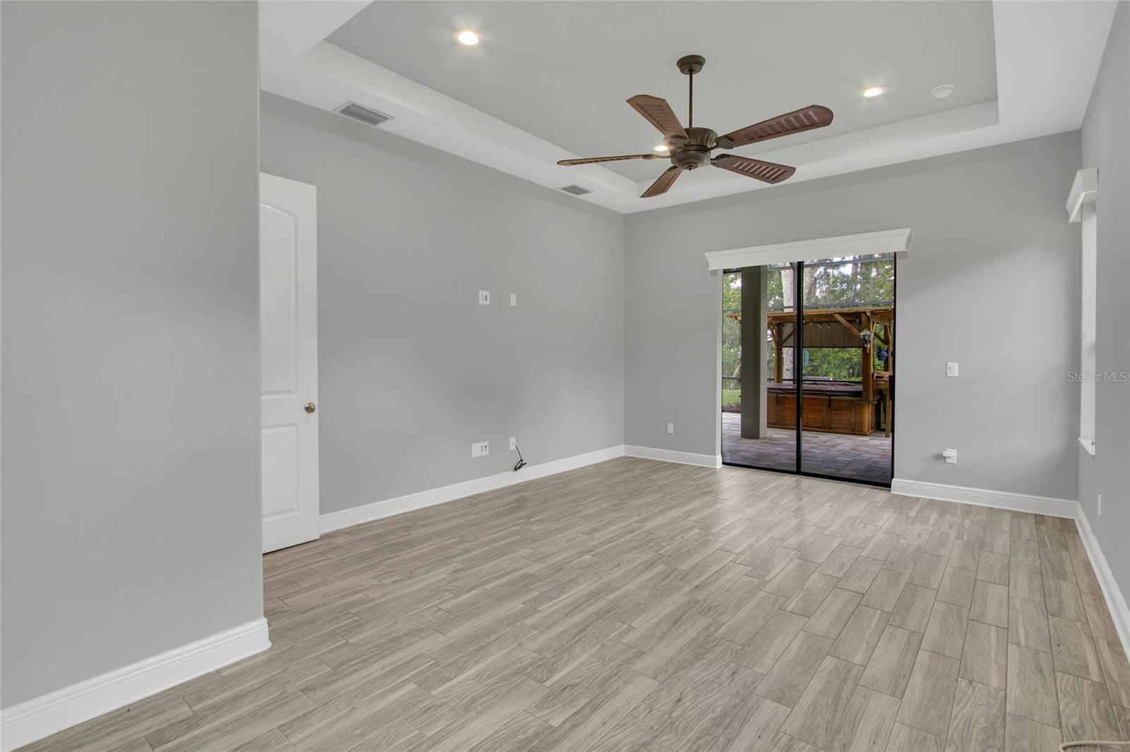 DOGWOOD HEIGHTS - Residential