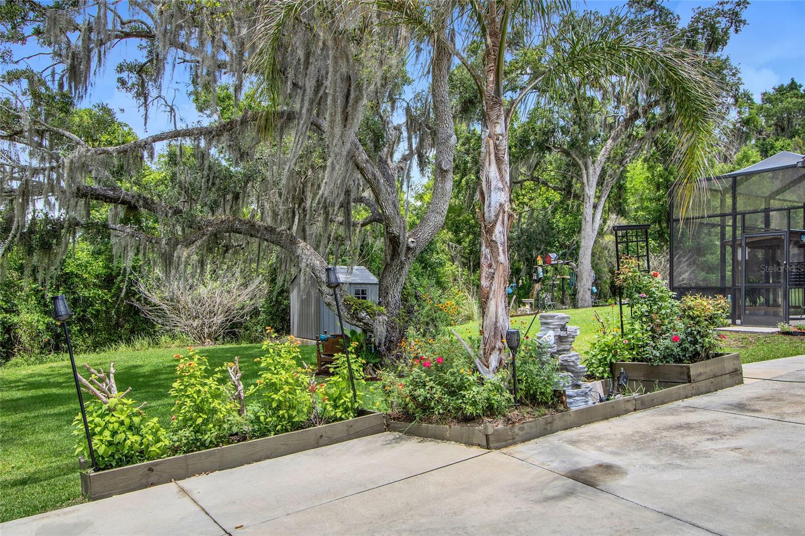 DOGWOOD HEIGHTS - Residential