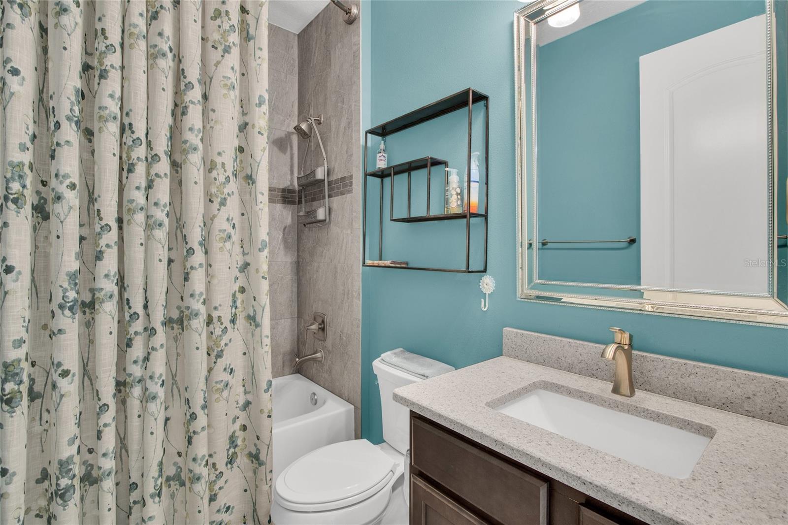 DOGWOOD HEIGHTS - Residential