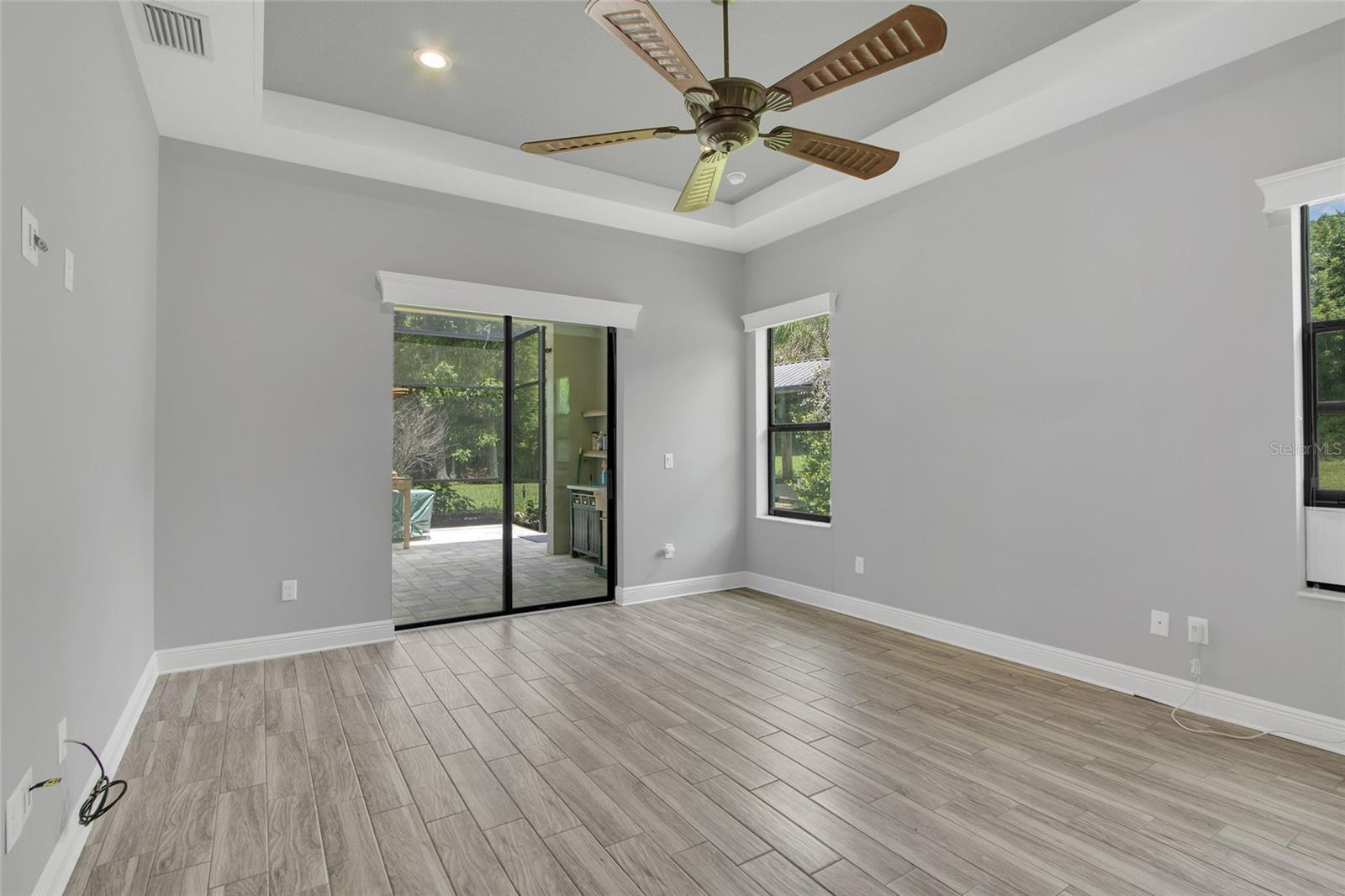 DOGWOOD HEIGHTS - Residential