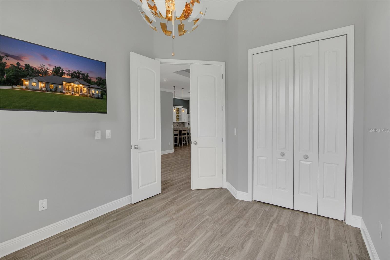 DOGWOOD HEIGHTS - Residential