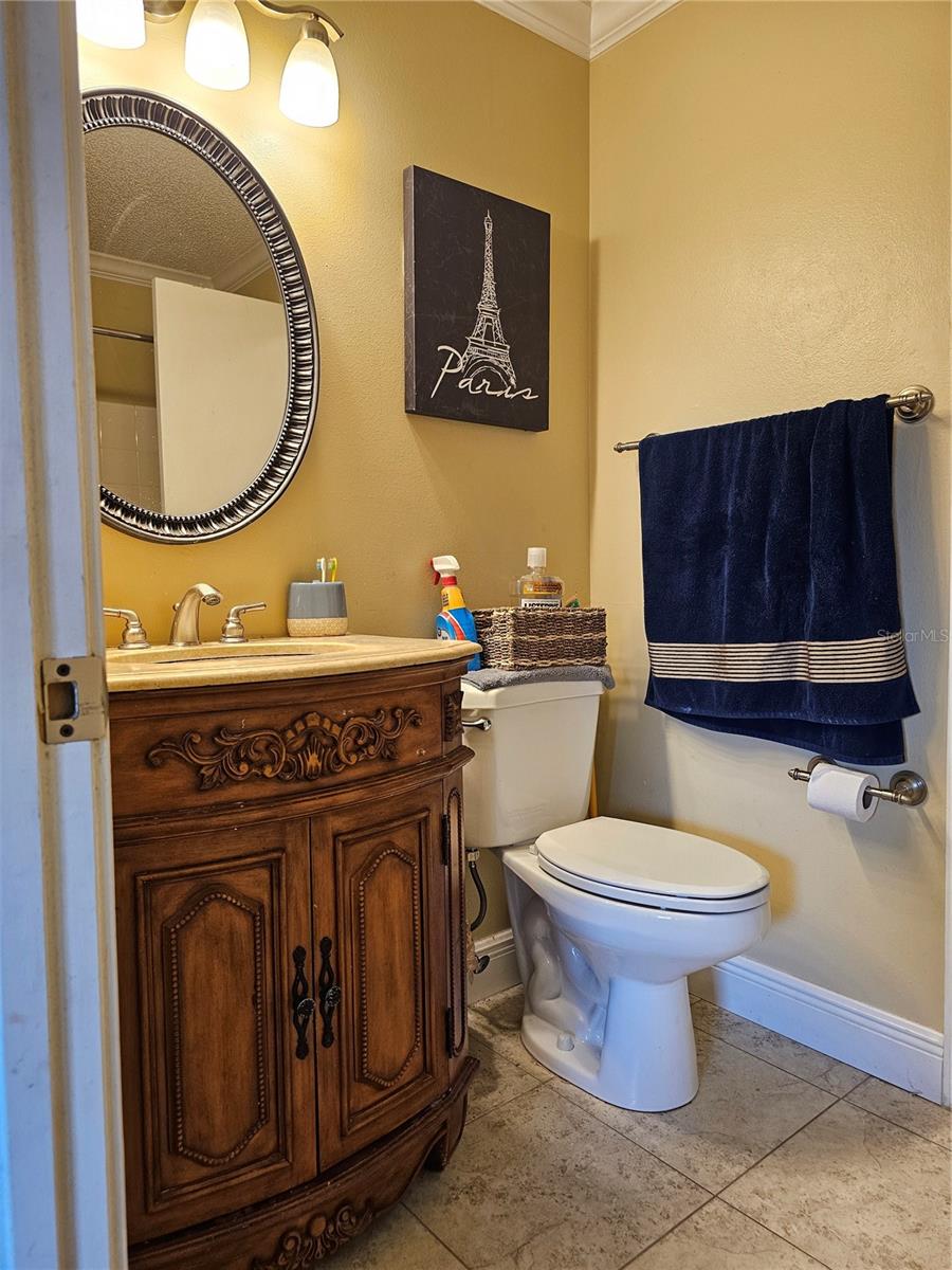 REGENCY PARK AT LAKE MARY A CONDO - Residential