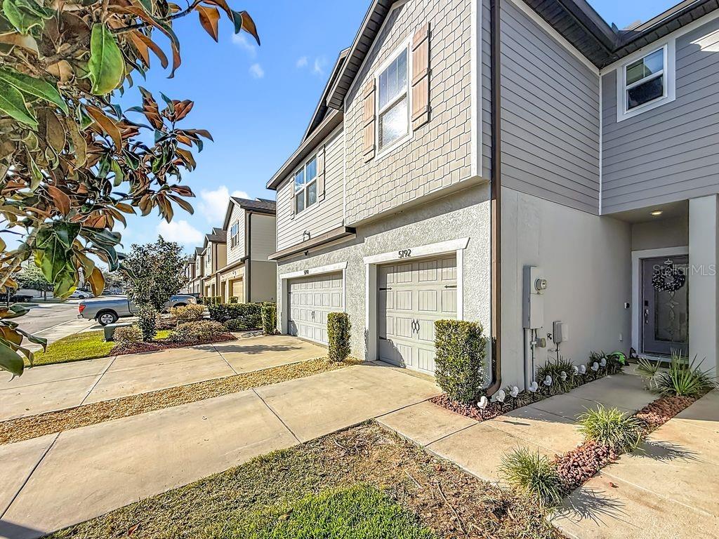 REGO PALMS - Residential