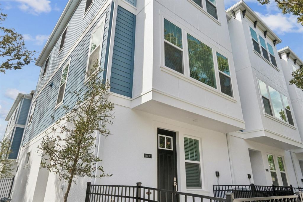 Photo of 6605 N Nebraska Avenue #12, Tampa, FL 33604 (MLS # TB8463590)