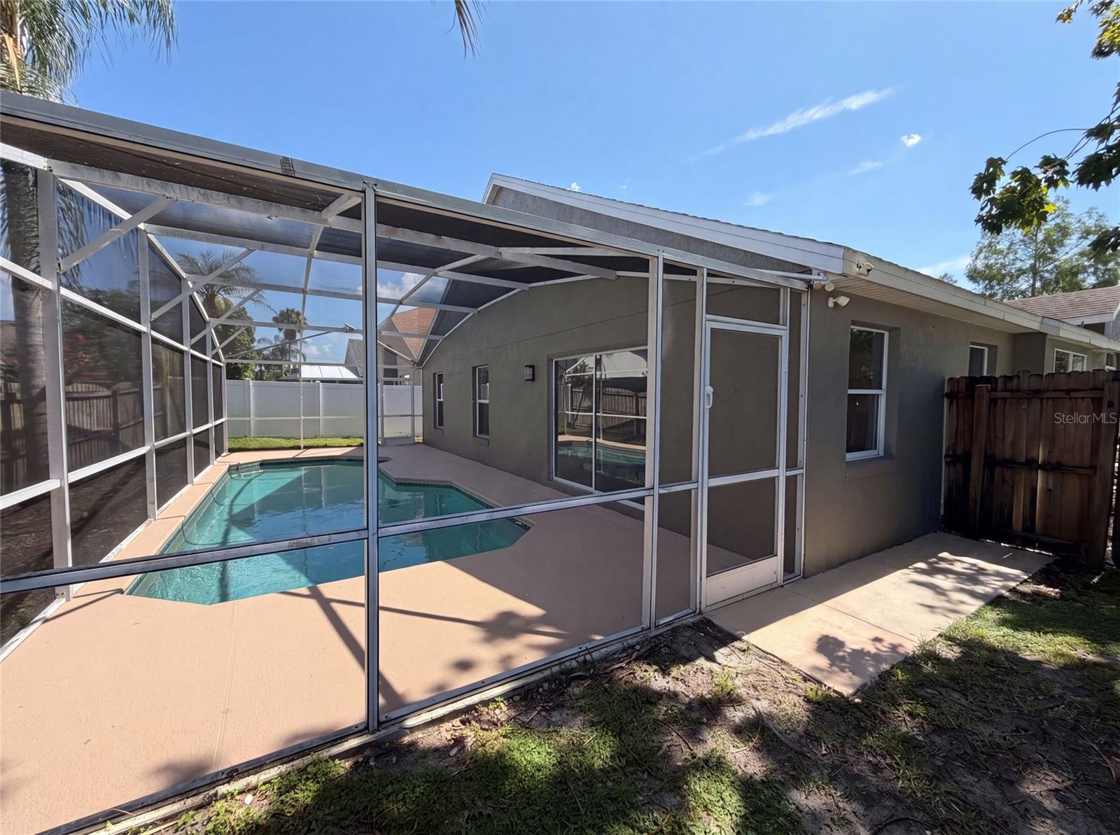 701 MAGNOLIA CREEK CIRCLE