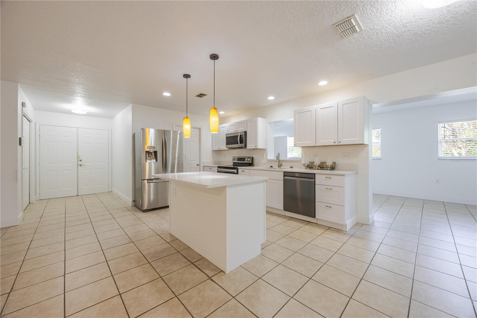 S L & I C - Residential Lease