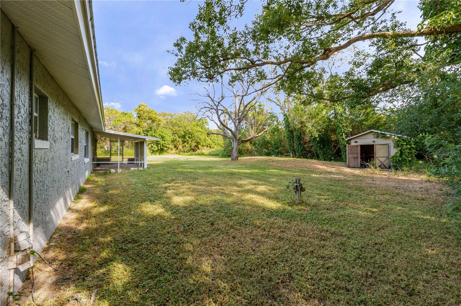 S L & I C - Residential Lease