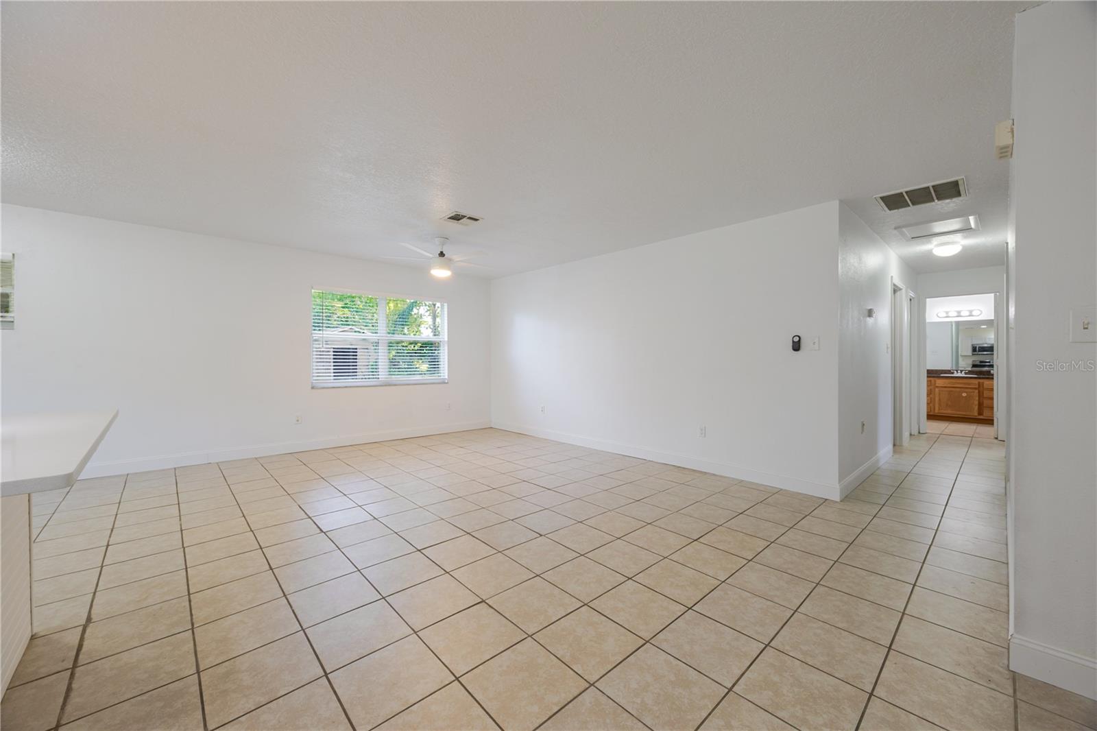 S L & I C - Residential Lease