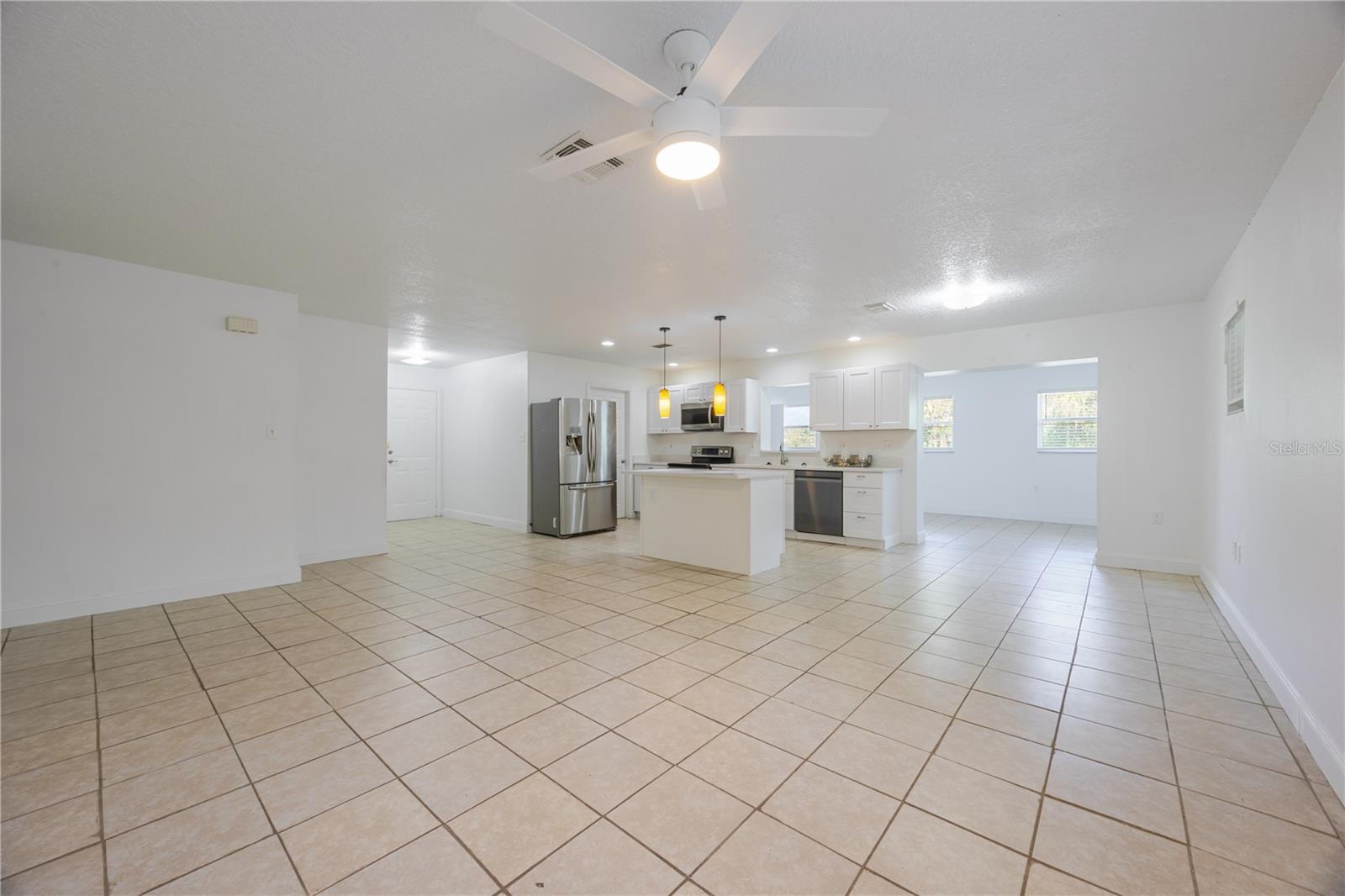 S L & I C - Residential Lease