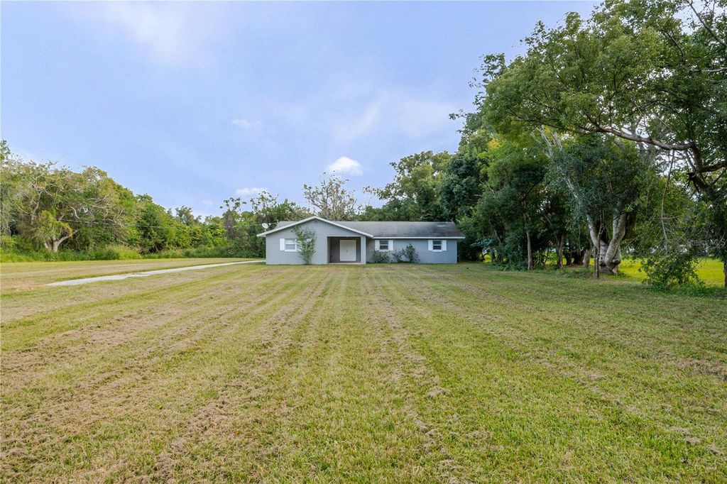 Photo of 495 Orange Avenue, Saint Cloud, FL 34769 (MLS # S5140213)