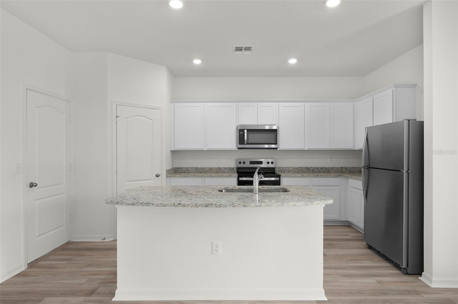 13226 TULA LOOP