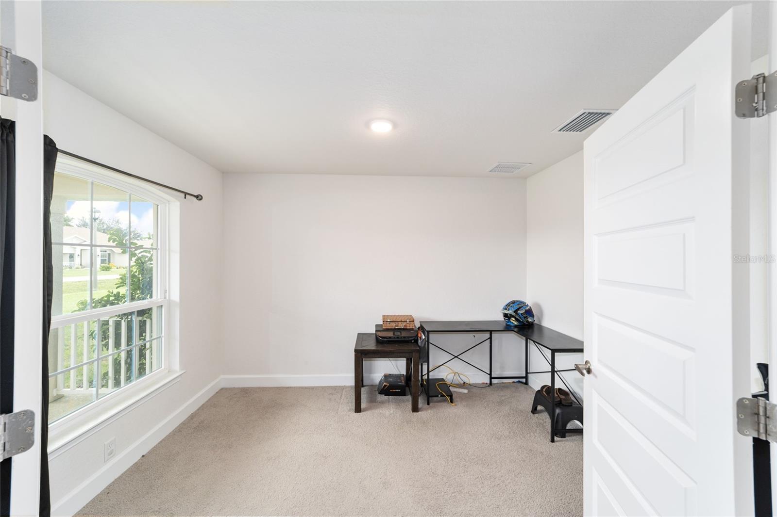 SUMMERCREST - Residential