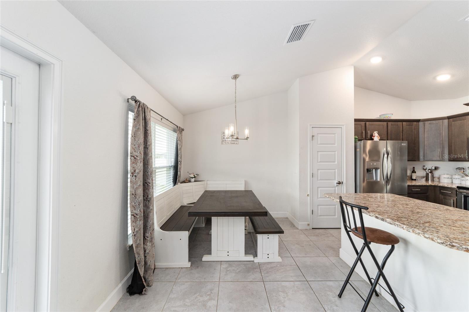 SUMMERCREST - Residential