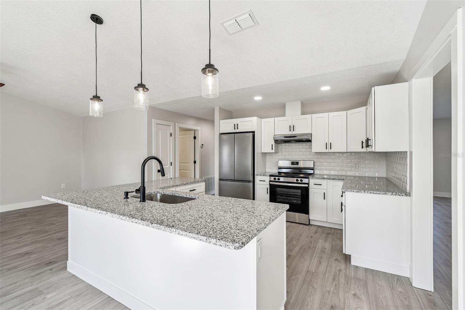 SPRING HILL - Residential