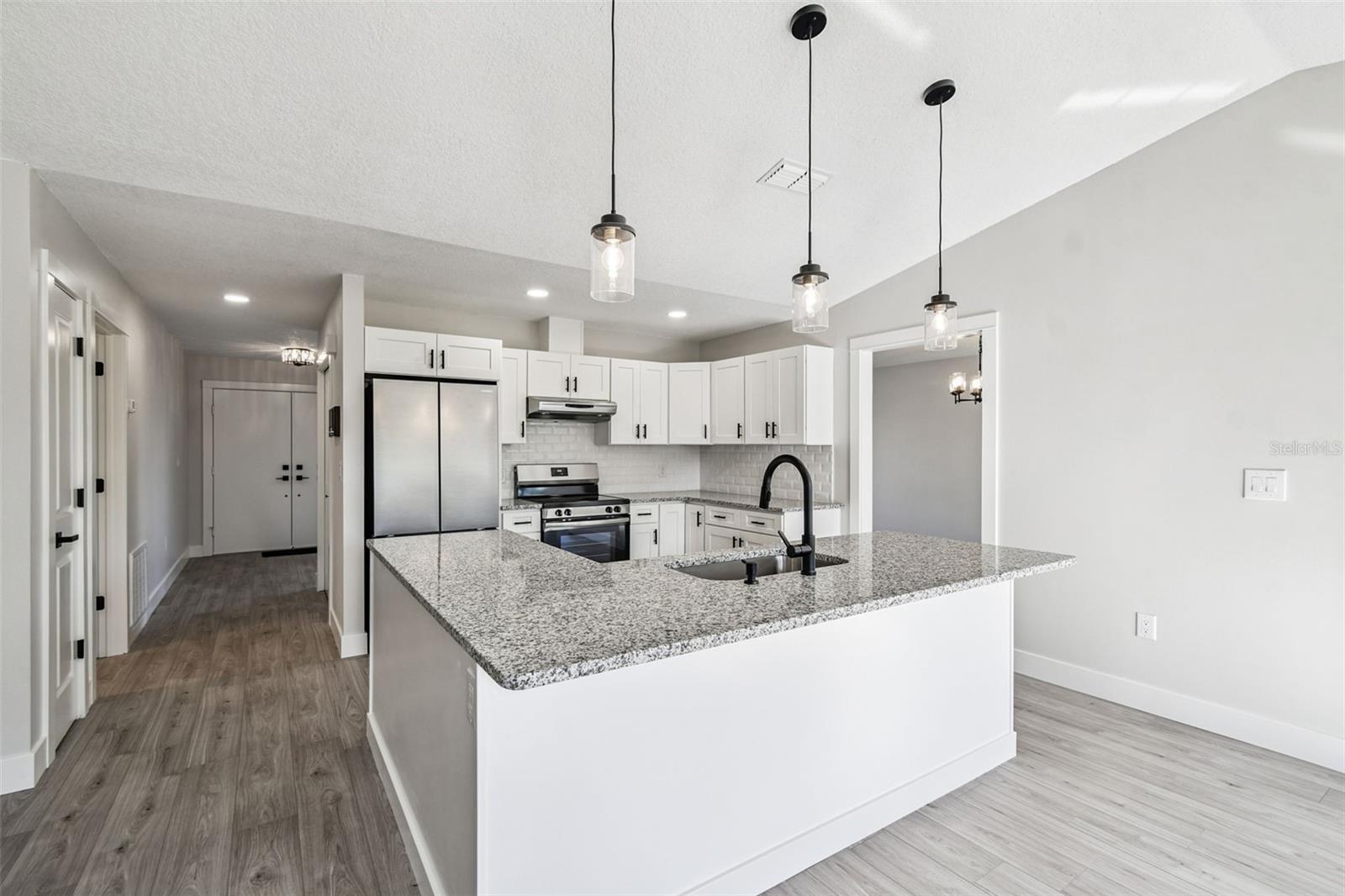 SPRING HILL - Residential