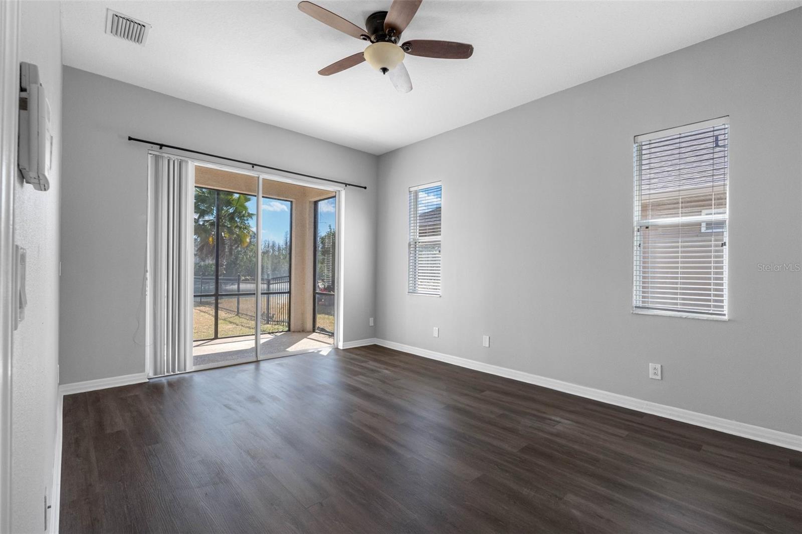 COUNTRY WALK INCREMENT E PH 01 - Residential