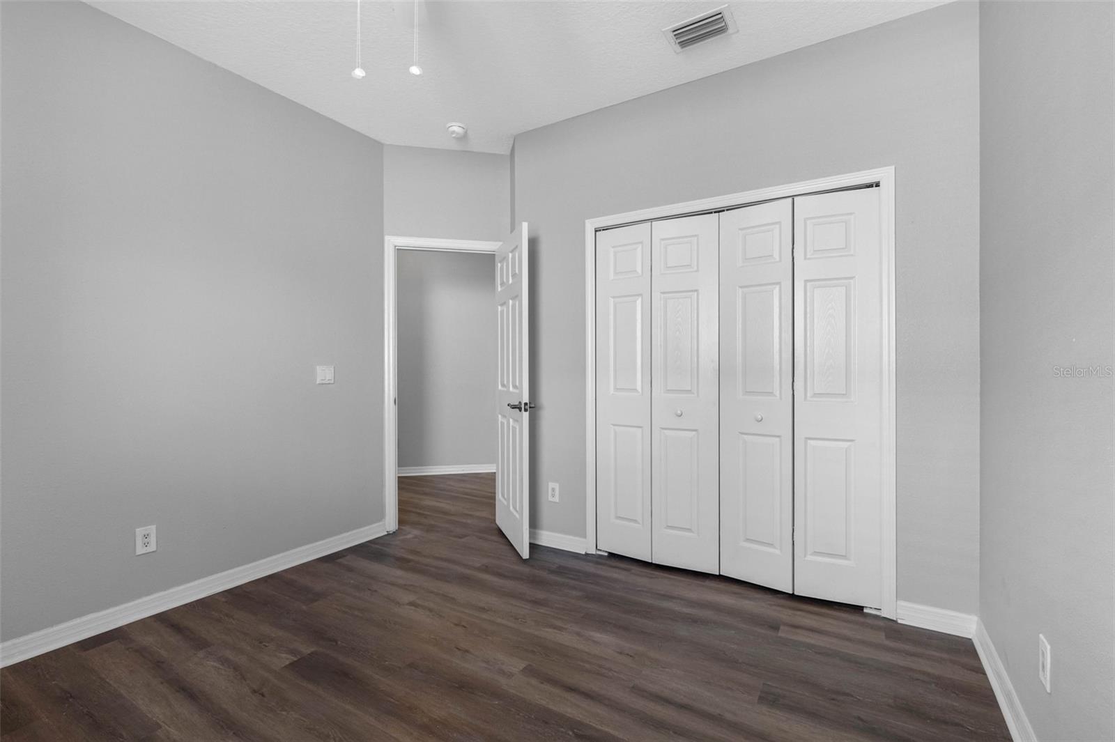 COUNTRY WALK INCREMENT E PH 01 - Residential