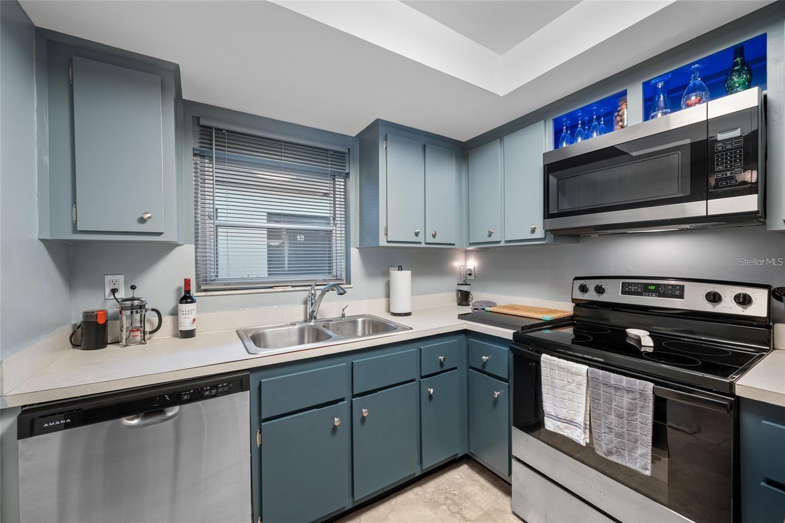 WILLOWBROOK CONDO - Residential Lease