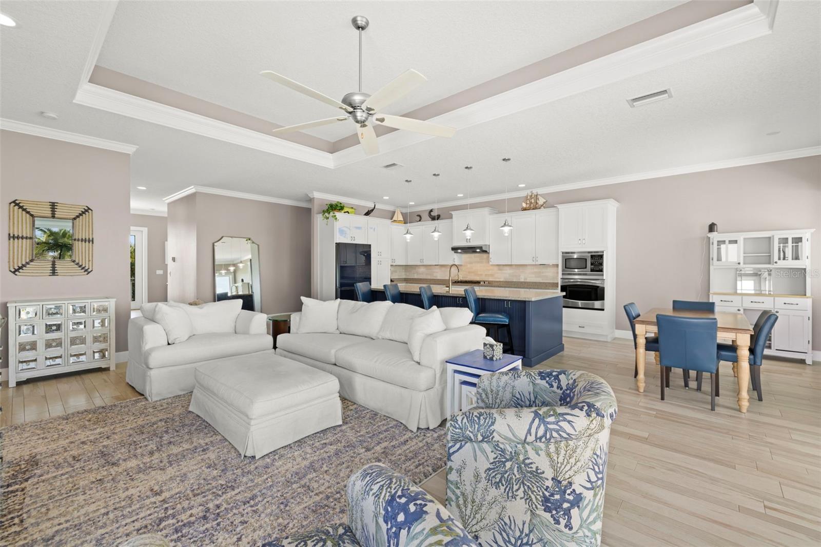 LONE PALM BEACH 3RD ADD - Residential
