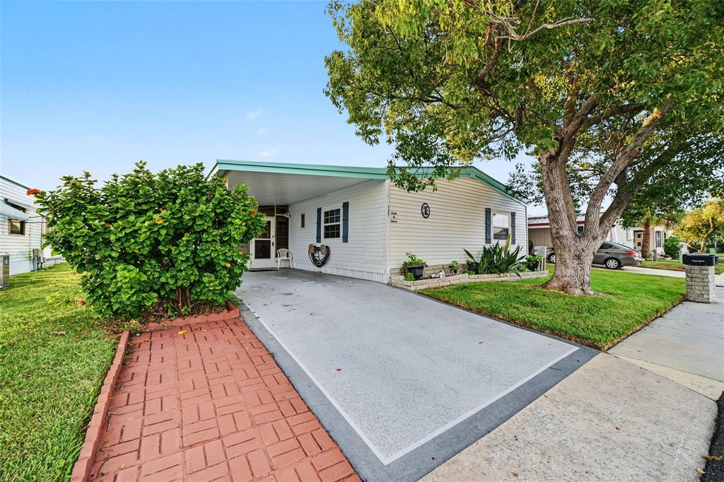 Photo of 3207 Brewster Drive, Holiday, FL 34690 (MLS # TB8551601)
