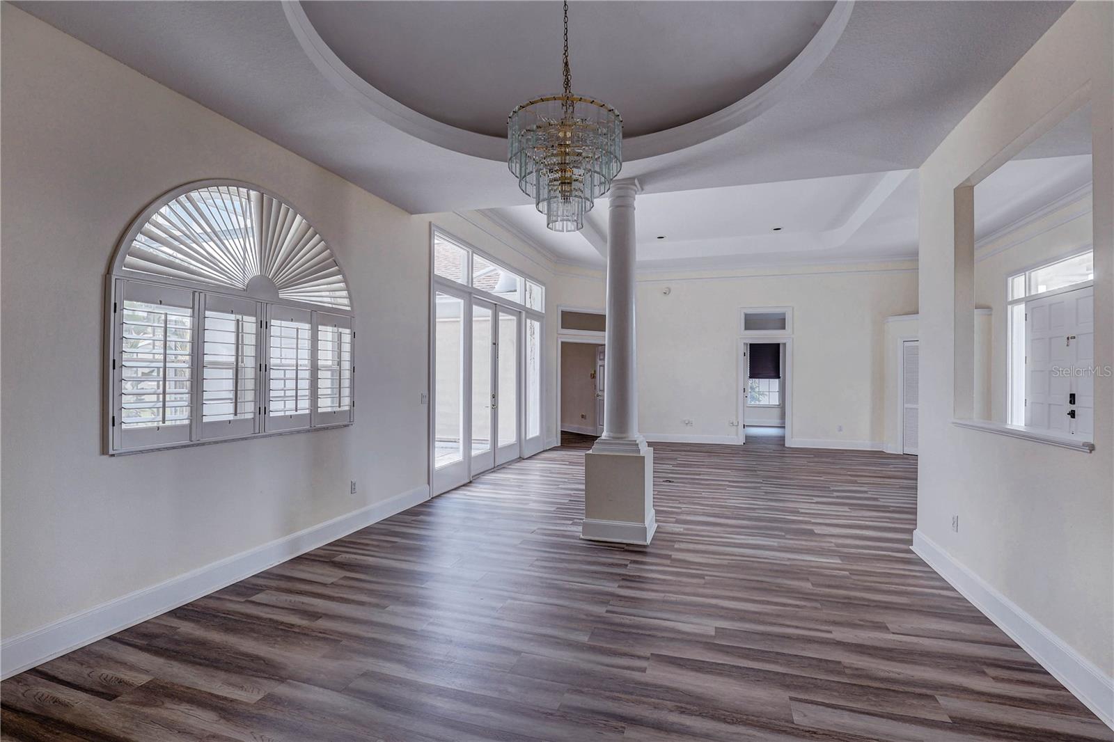 HUNTINGTON ISLES - Residential
