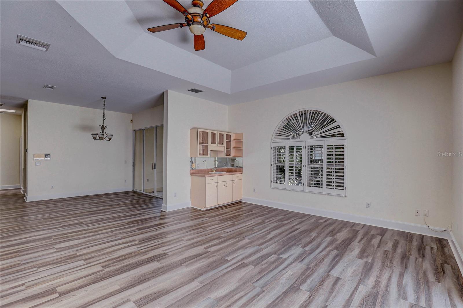 HUNTINGTON ISLES - Residential