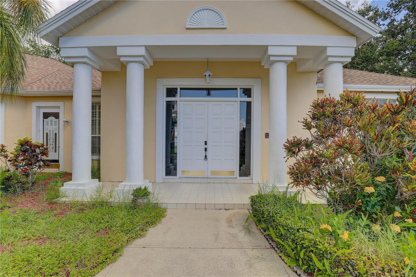 HUNTINGTON ISLES - Residential