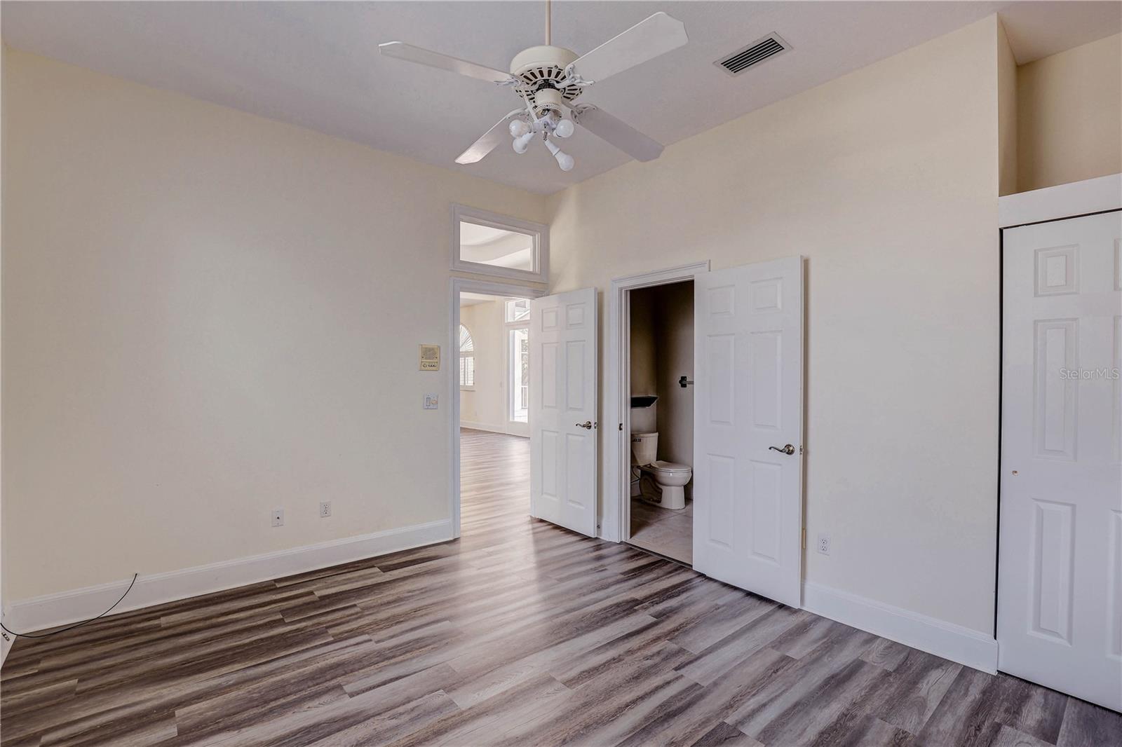 HUNTINGTON ISLES - Residential