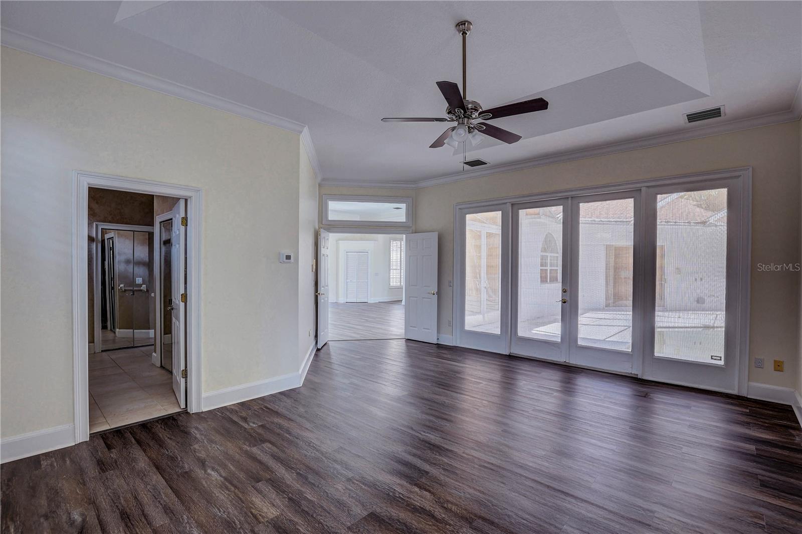 HUNTINGTON ISLES - Residential