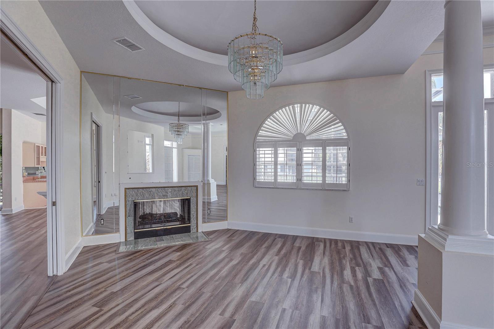 HUNTINGTON ISLES - Residential