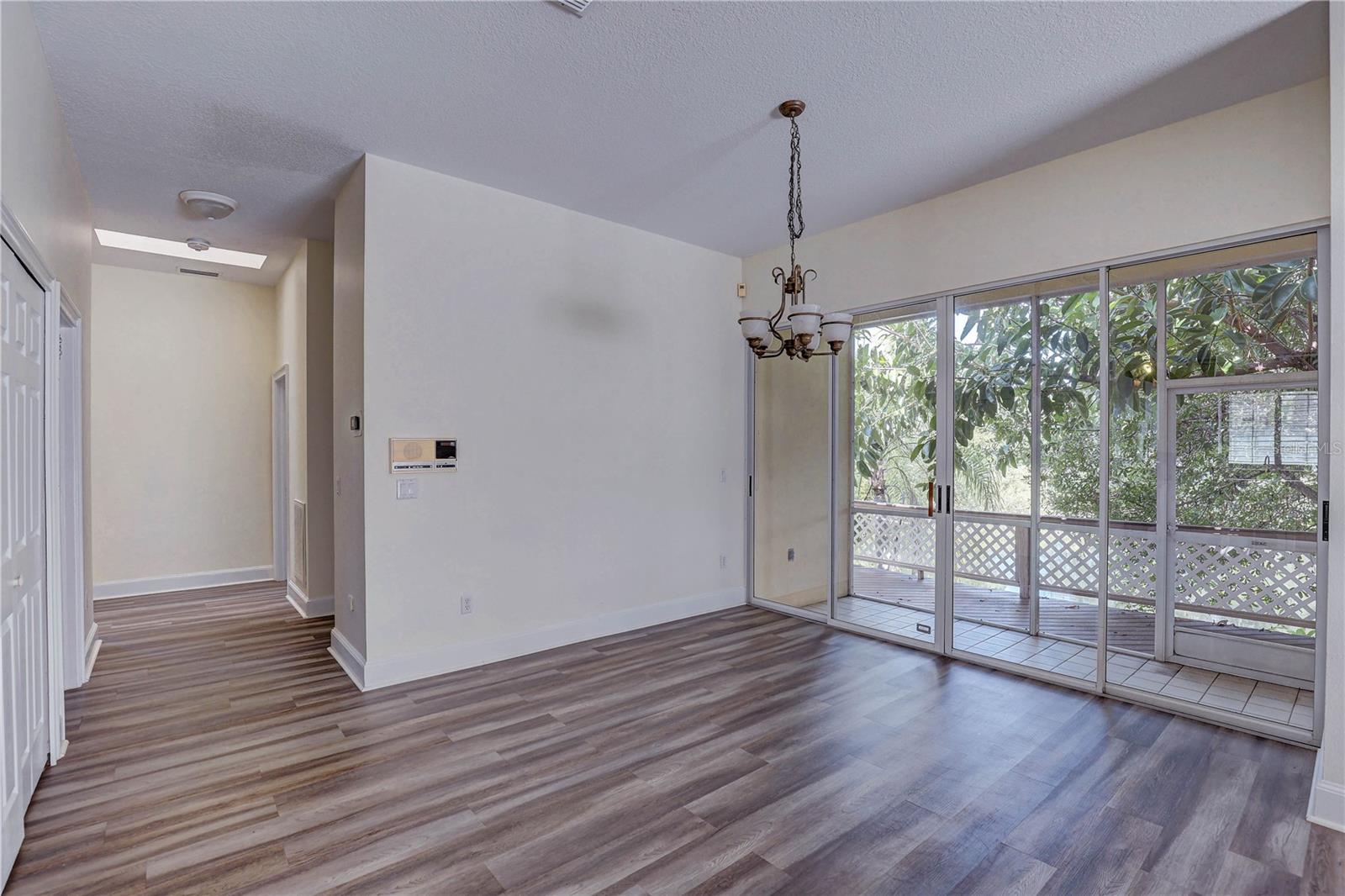 HUNTINGTON ISLES - Residential