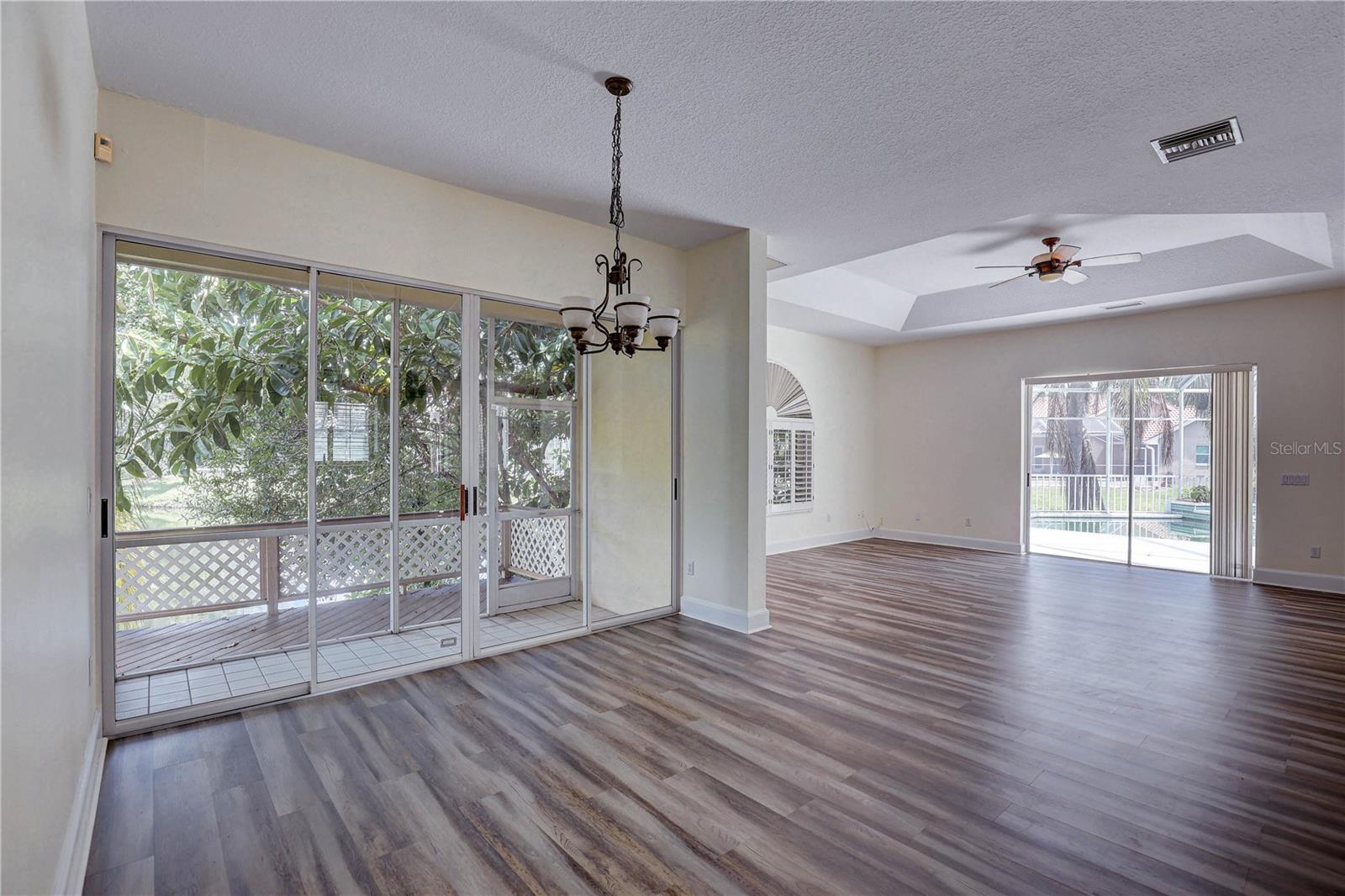 HUNTINGTON ISLES - Residential