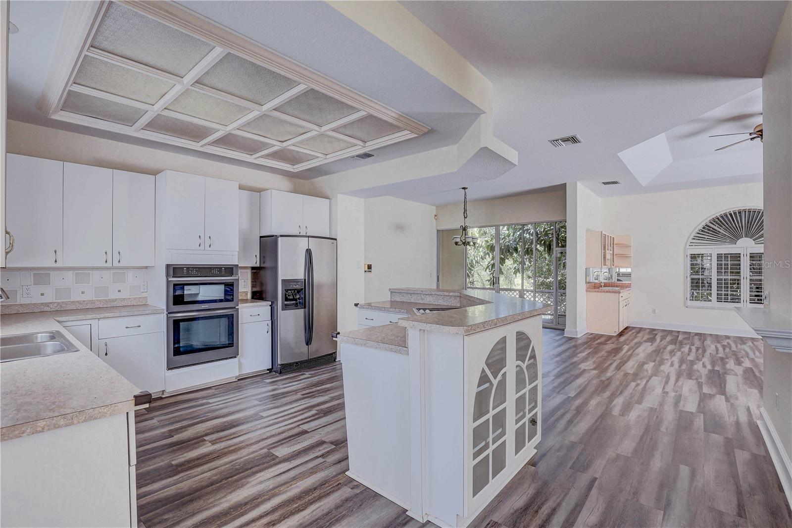 HUNTINGTON ISLES - Residential