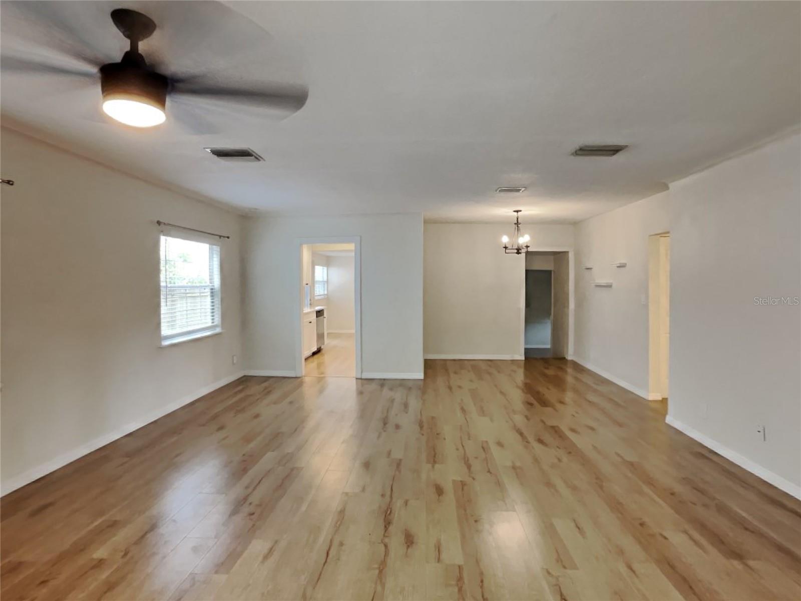 EUCLID GROVE - Residential