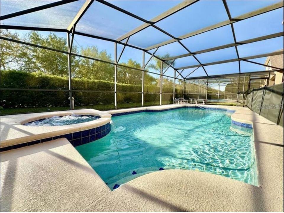 SILVER CREEK SUB - Residential Lease