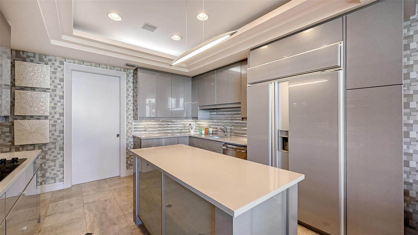 L AMBIANCE AT LONGBOAT KEY CLUB PH 02 - Residential