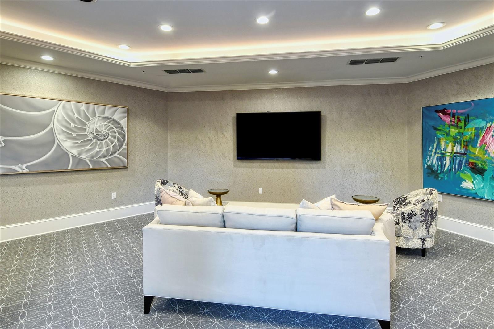 L AMBIANCE AT LONGBOAT KEY CLUB PH 02 - Residential