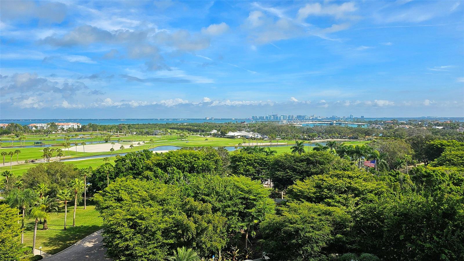L AMBIANCE AT LONGBOAT KEY CLUB PH 02 - Residential
