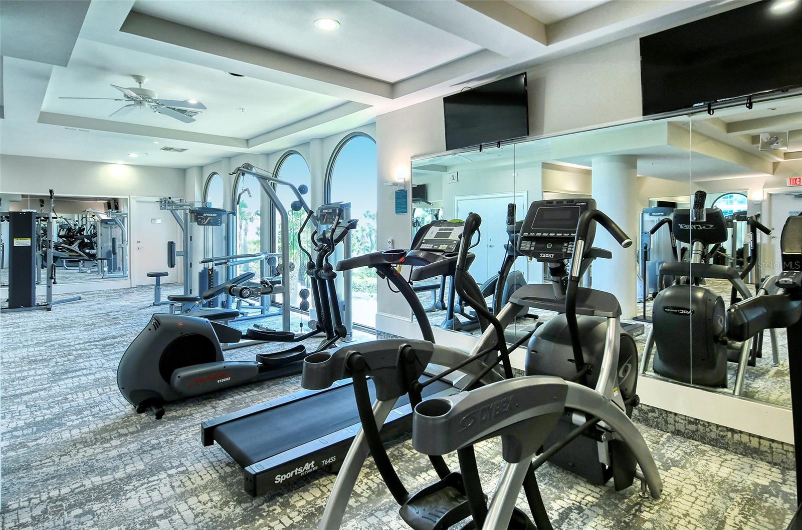 L AMBIANCE AT LONGBOAT KEY CLUB PH 02 - Residential